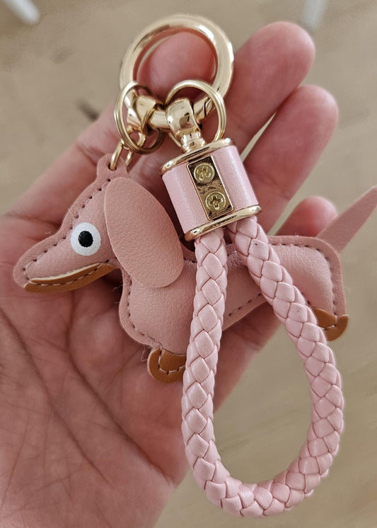 Dachshund keyring Pup Pawrent Essential in pink or purple – cute dog accessory