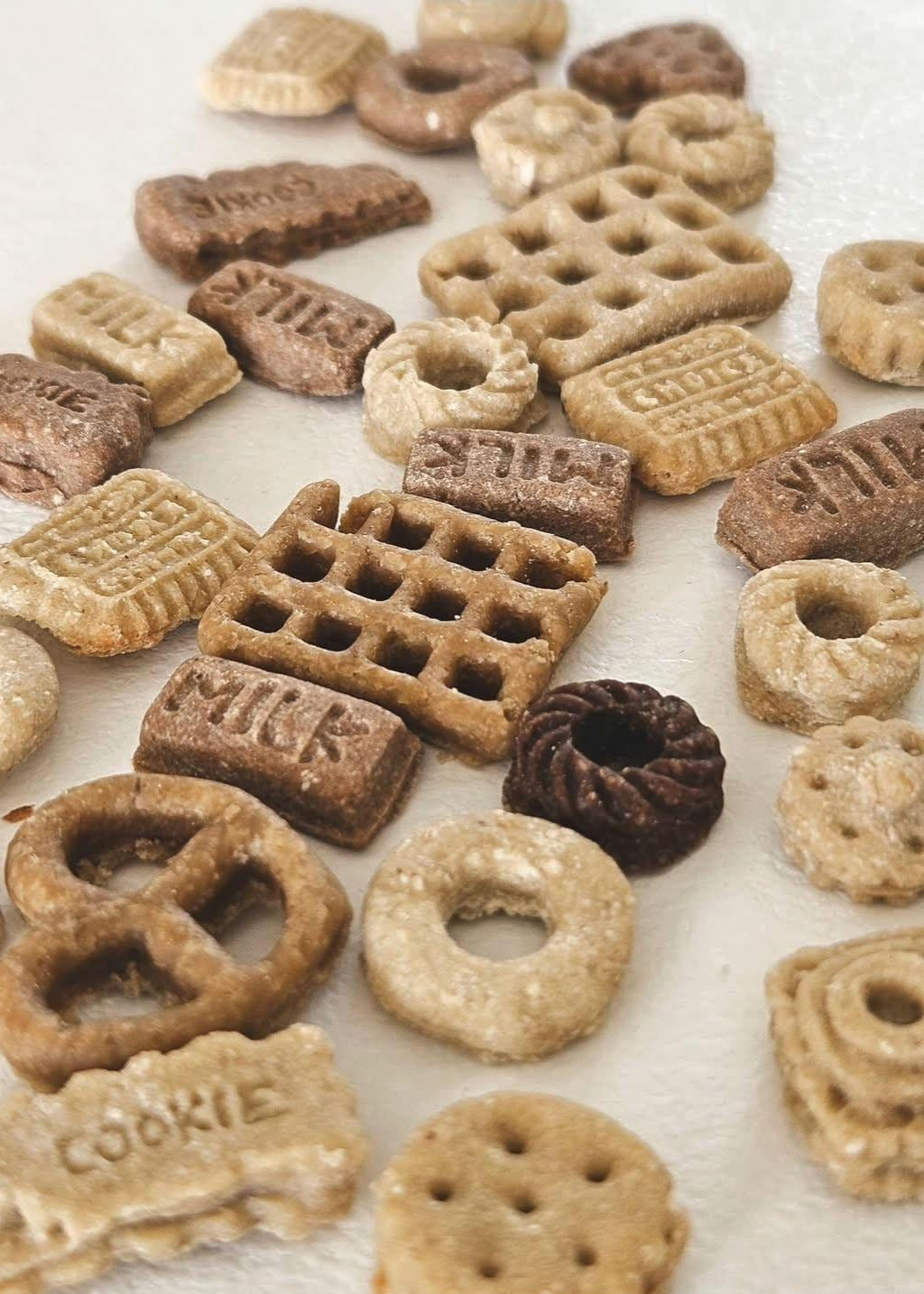 Assorted dog treats - minis for minis