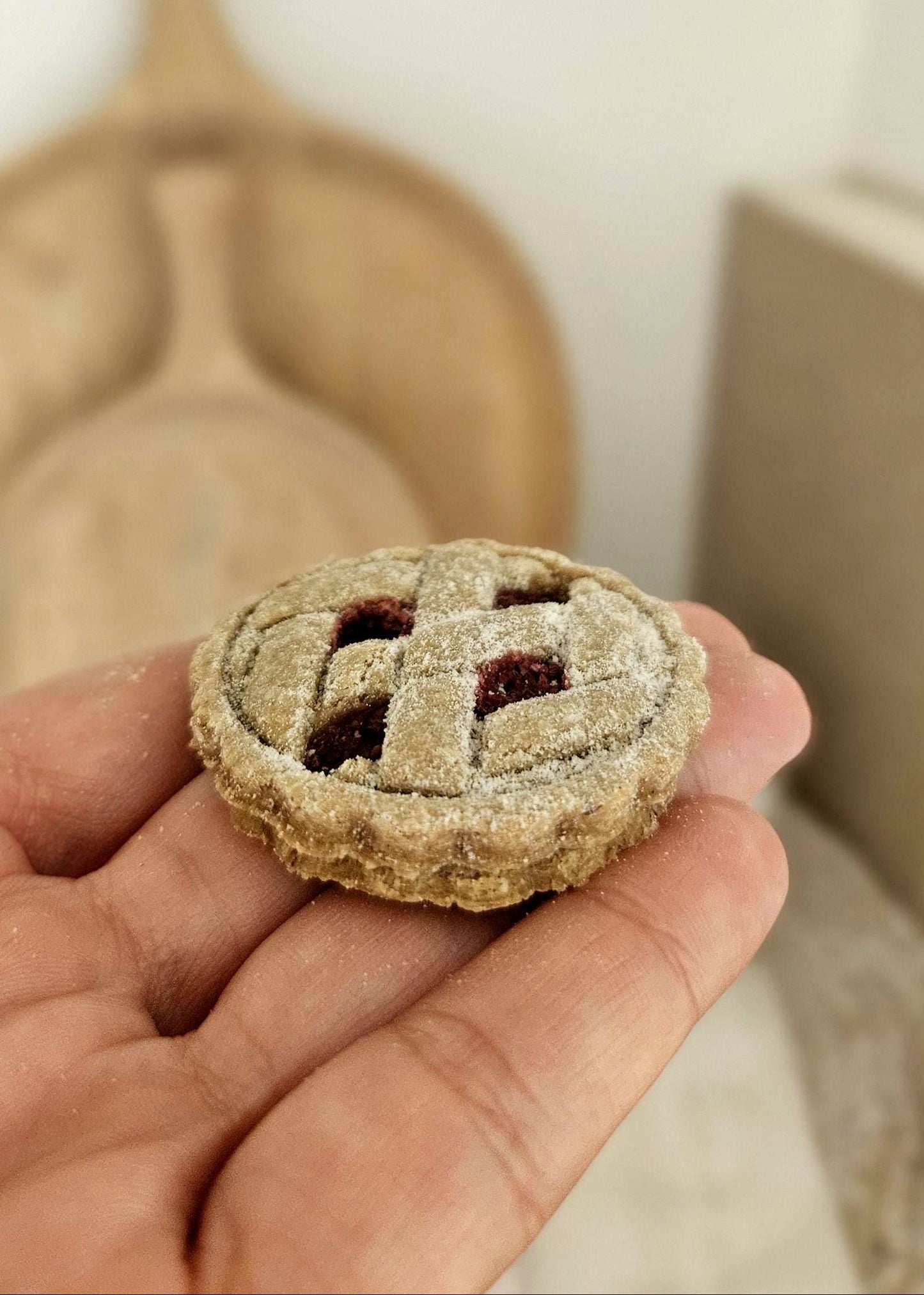 Bark Berry Pies – pie-shaped treats with icing, coconut flour finish