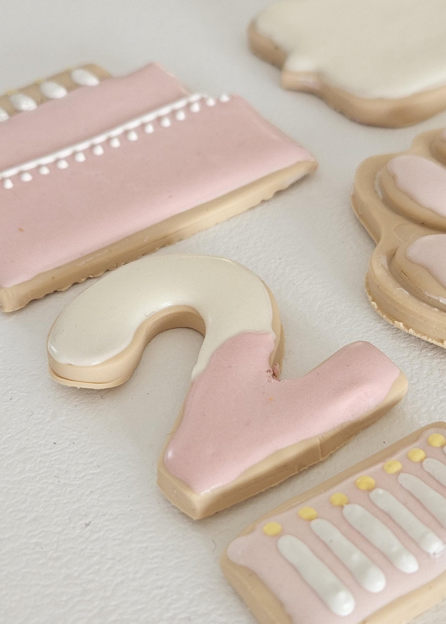 Natural, human‑grade dog treats baked in London – Birthday Box