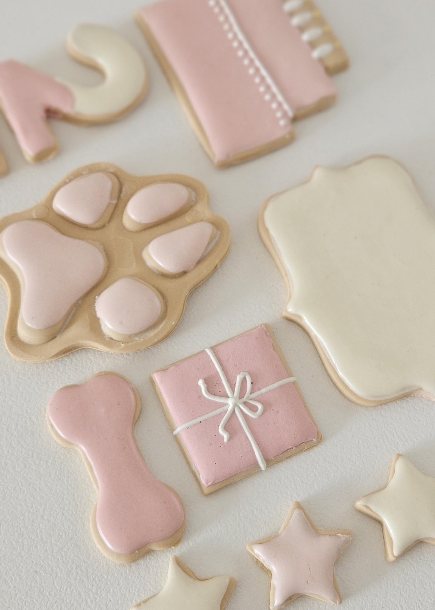 Large birthday cookie box for dogs with custom message and natural ingredients