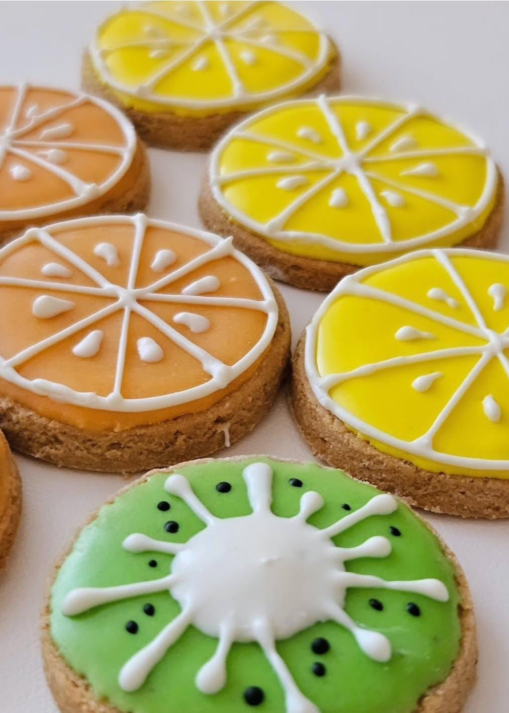 Fluffy Fluff Fruit Box dog cookies – vibrant and handmade