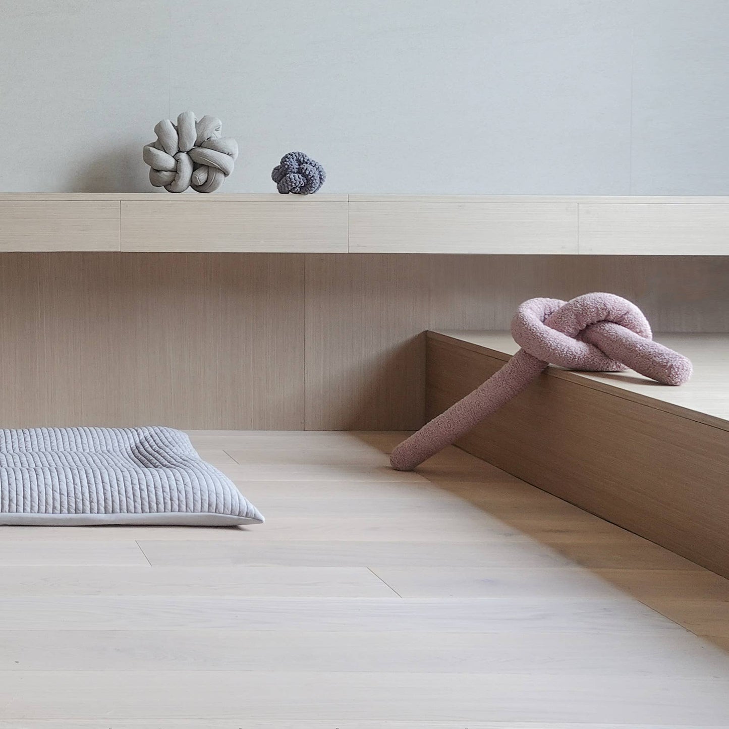 NOU Noodle - Versatile Toy - Bestseller!