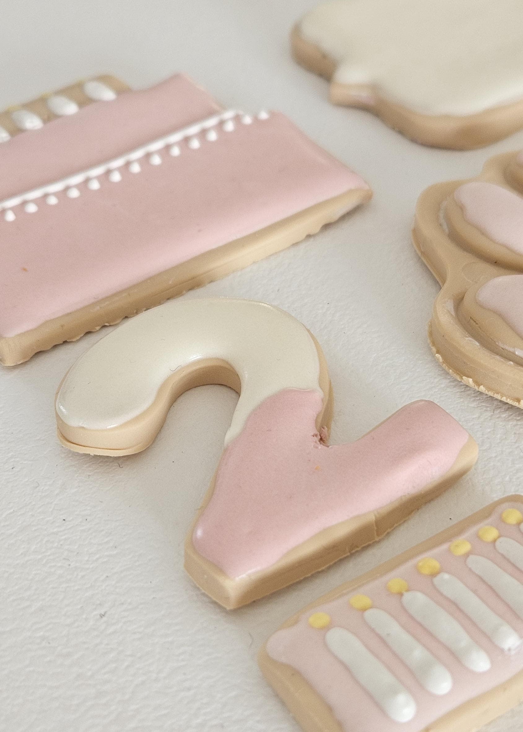 Natural, human‑grade dog treats baked in London – Birthday Box