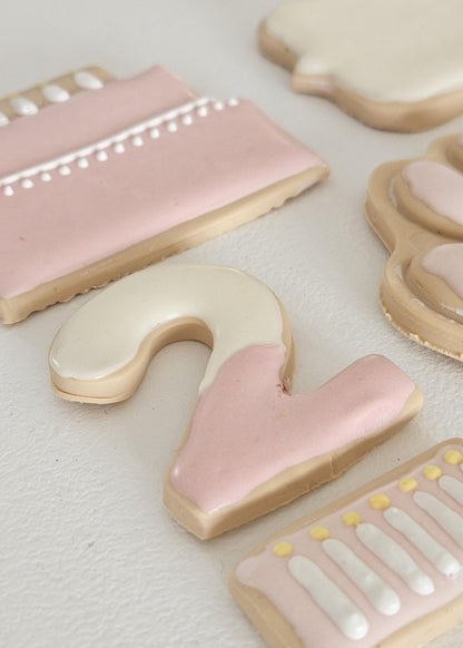 Natural, human‑grade dog treats baked in London – Birthday Box