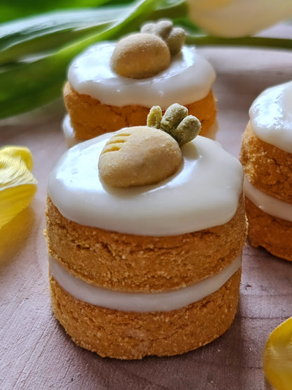 Pup Carrot Cakes - Dog Biscuits (x5) In A Metal Tin