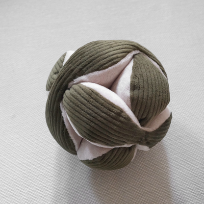 MONTI (12.7cm) - Crinkly & Squeaky Enrichment/Snuffle Ball