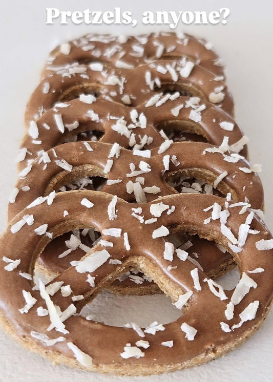 Pretzel-shaped dog cookies – carob and coconut natural treats