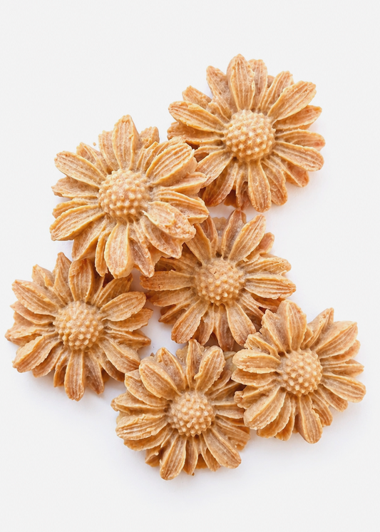 Daisy Bites - 7 Bite-Sized Dog Biscuits (35g)