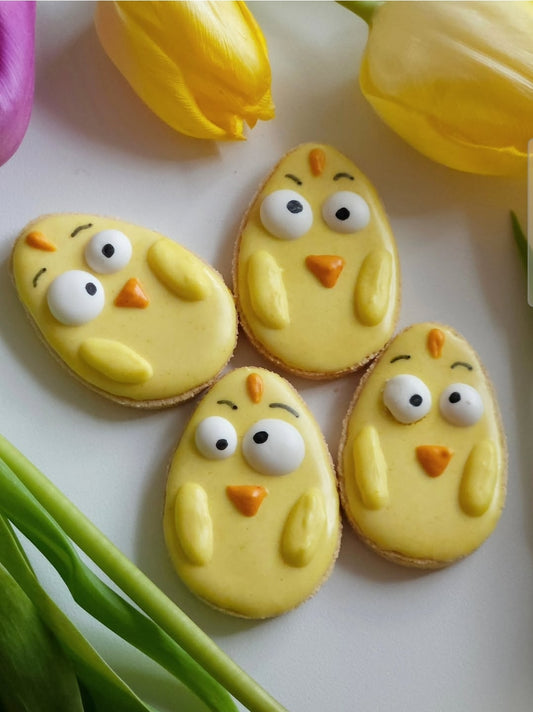 Crazy Chicks - Dog Biscuits (x6)