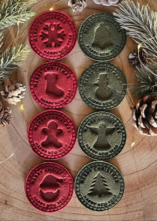 Festive Stamp Biscuits - Dog Biscuits (x8)