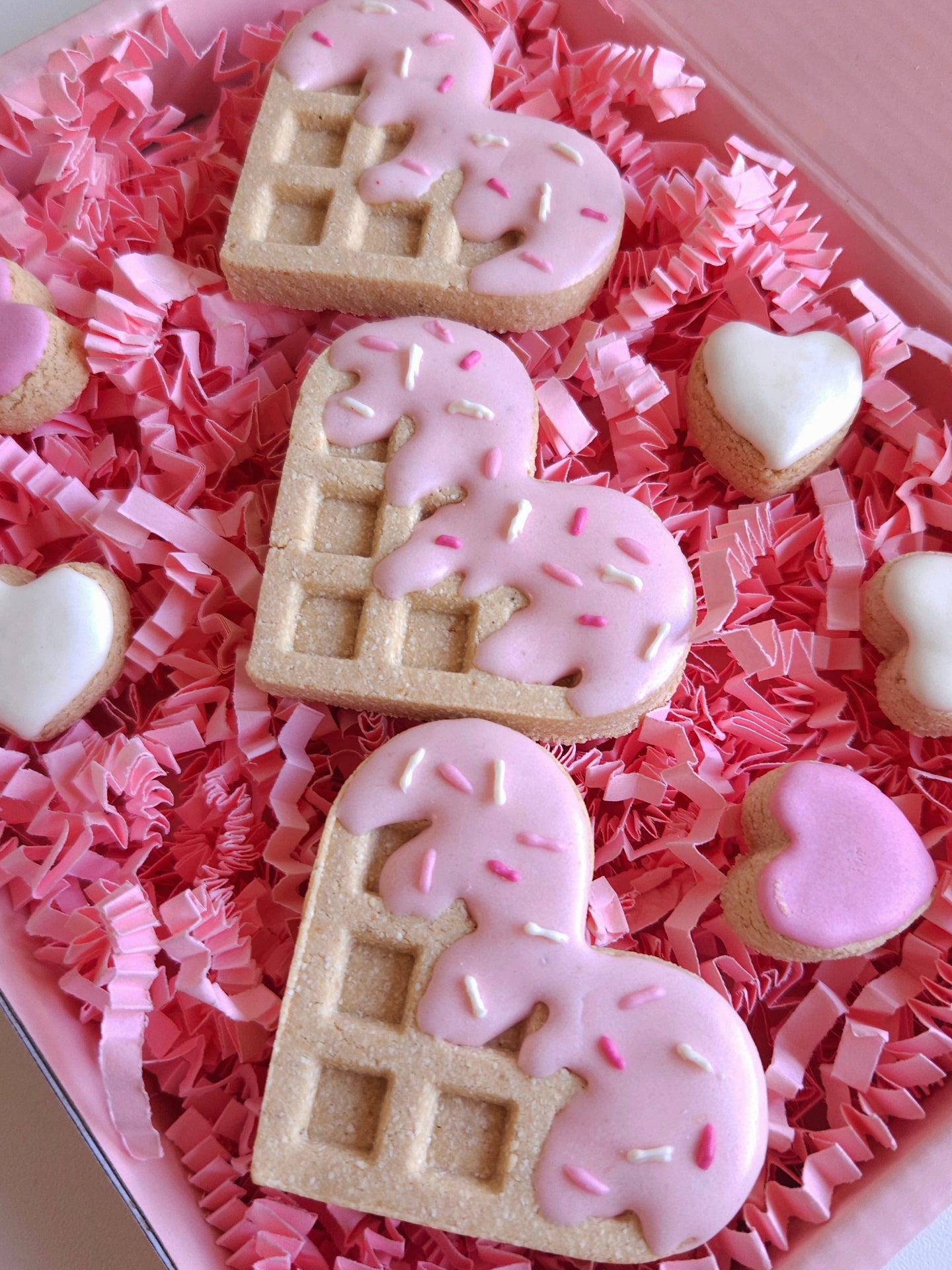 Valentine's Woofle (1 Biscuit)