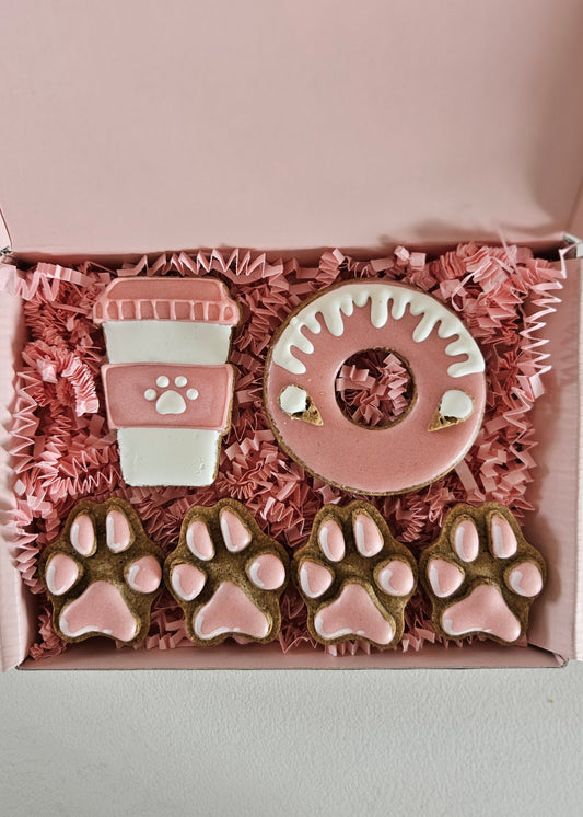 Sip & Snack Box dog cookies – 6 café-style treats with Puppuccino