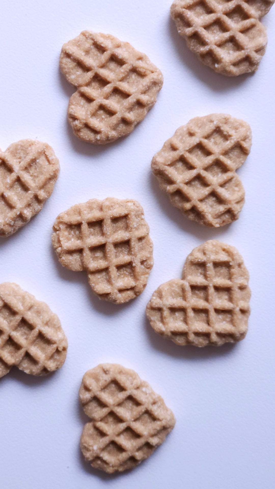 Mini Valentine's Woofles - Dog Treats (30g)