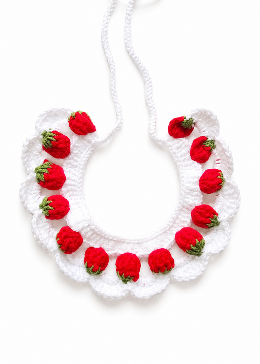 Strawberries - Crochet Dog Necklace (Size S or M)