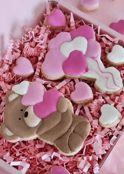 Love you Bear-y Much! - Biscuit Set (2 Large Biscuits + Mini Hearts)